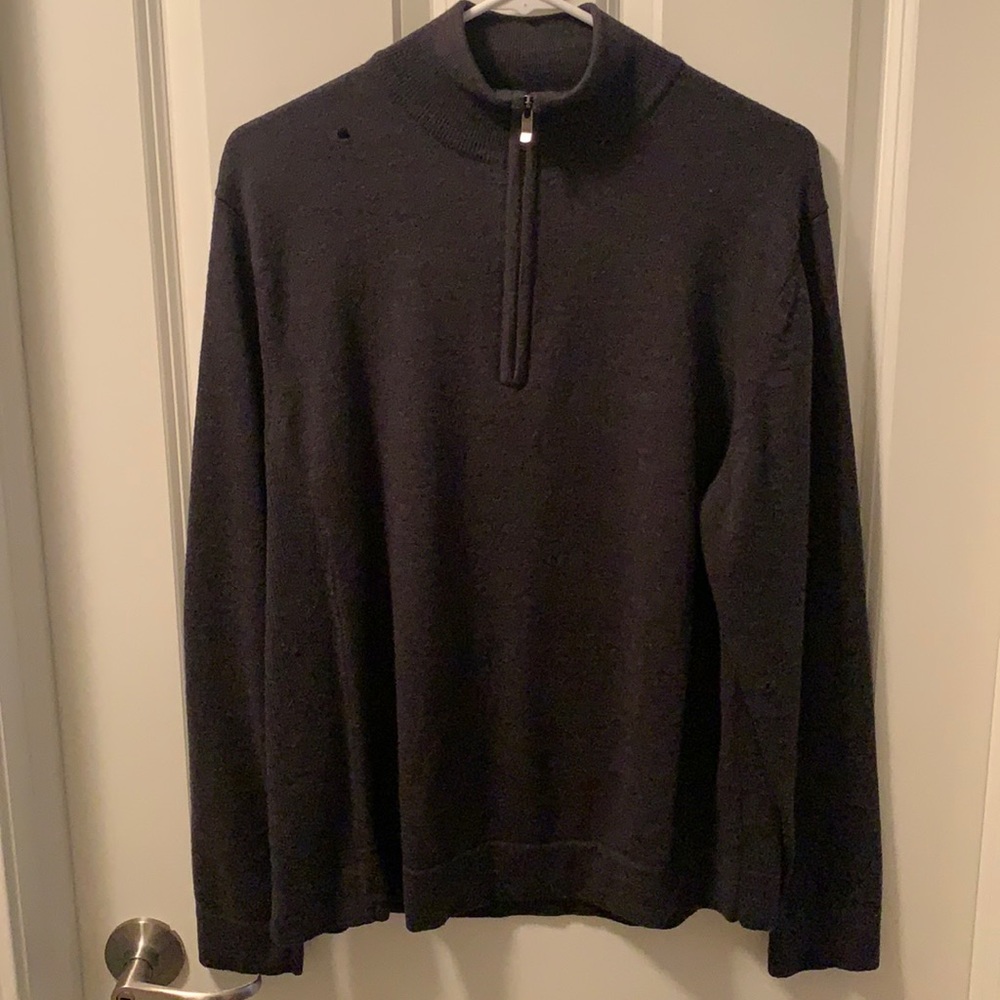 Men’s Large Dark Gray Calvin Klein 1/4 Zip Sweater